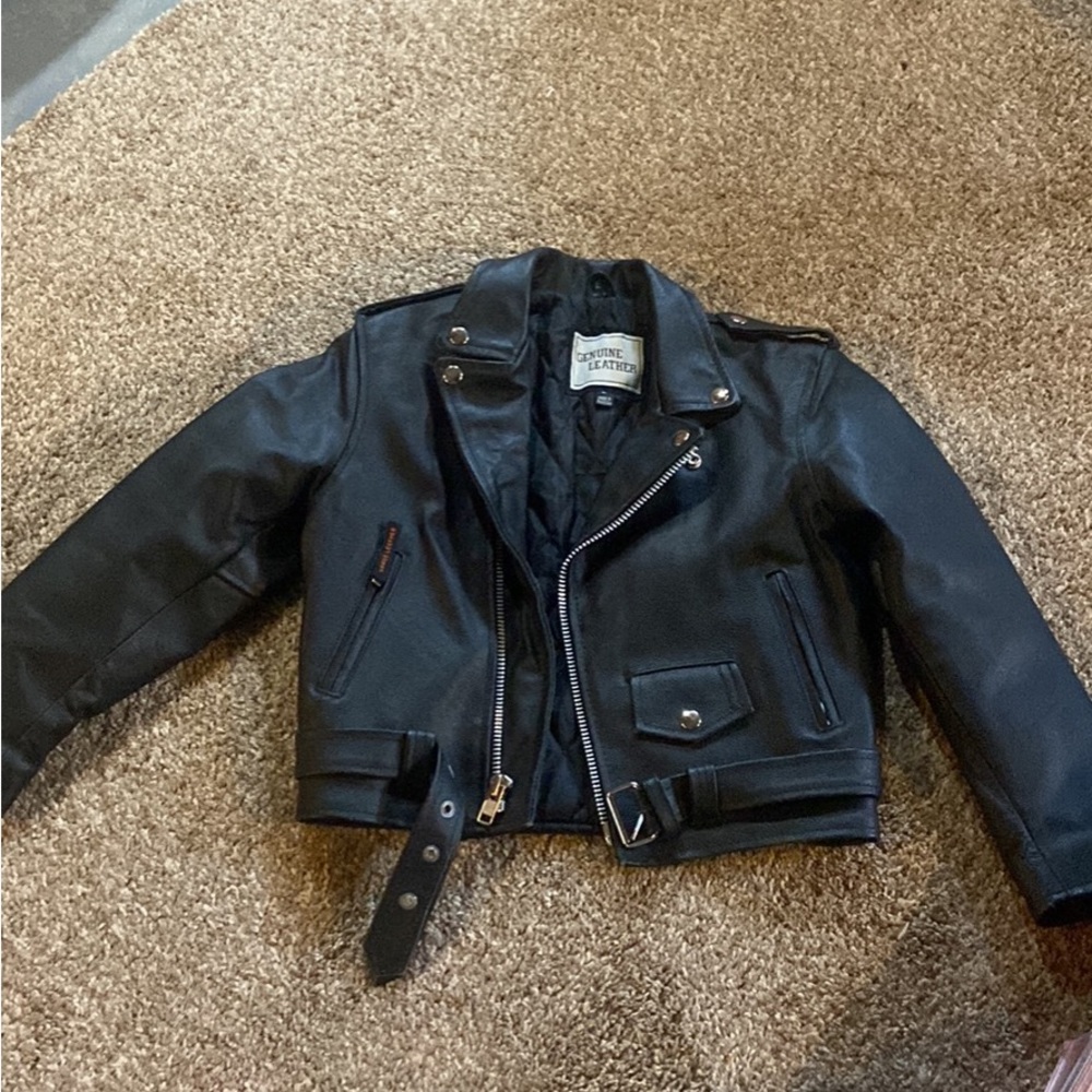 Ladies Large Leather motorcycle jacket! 🏍️
